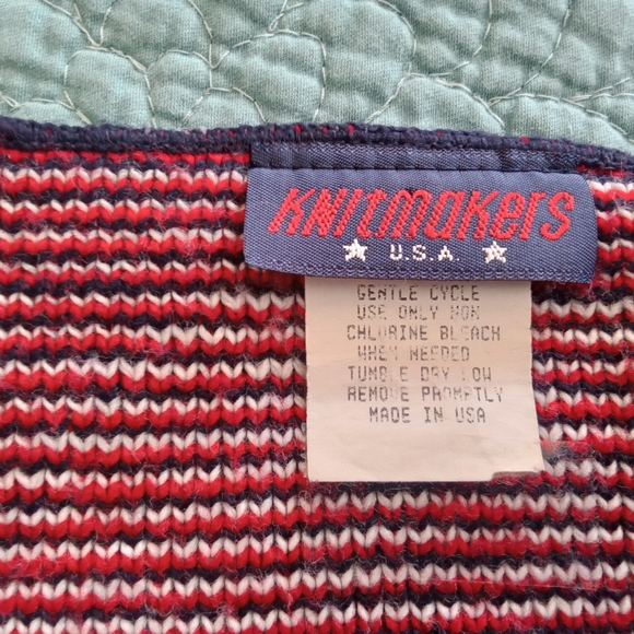 USA Red White and Blue Knit Scarf America - Picture 8 of 9